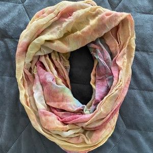 Infinity scarf